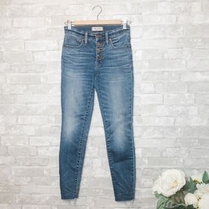 Madewell 9" High Rise Skinny Skinny Button Through